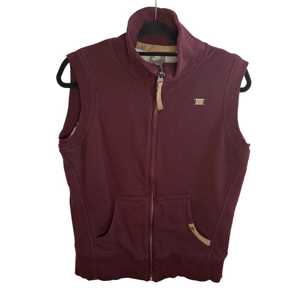 Nike Burgundy Sherpa‎ Lined Fleece Vest Women's Size Large Full Zip Pockets